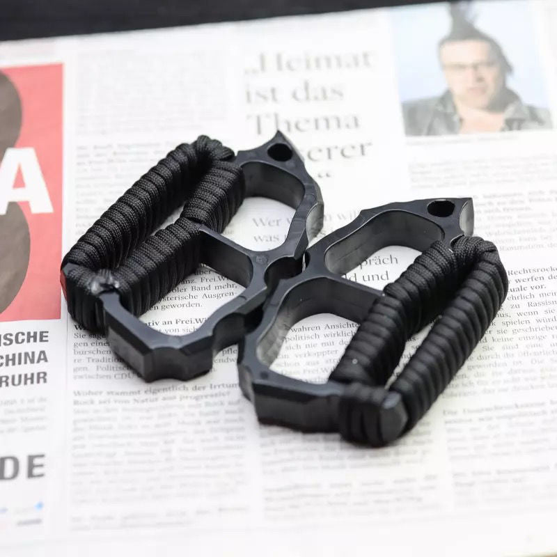 Special Carbon Fiber Knuckle Duster Defense Window Breaker Fitness Training Boxing Combat Protective Gear EDC Tool